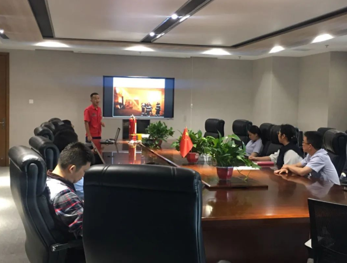 【正海課堂】強(qiáng)化消防安全意識：員工消防安全知識培訓(xùn)講座與演練